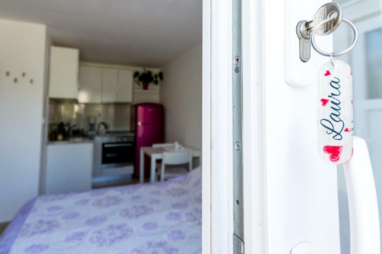 Apartament Laura *