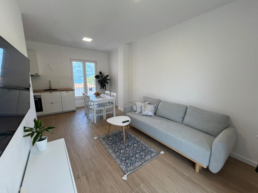 Apartment Laura